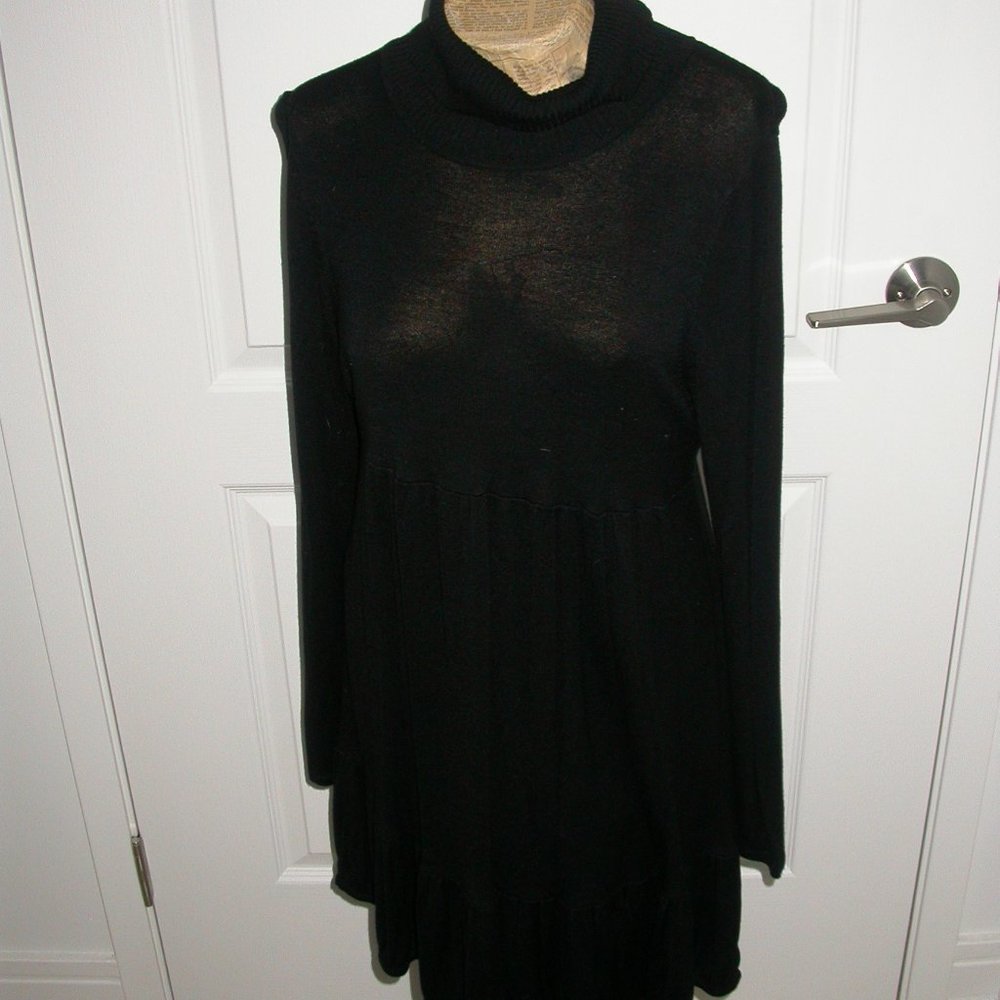 Black Loose Turtle Neck Knit Dress